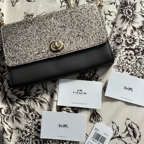 Coach - Brown and Gold Cross body bag - Picture 3 of 5